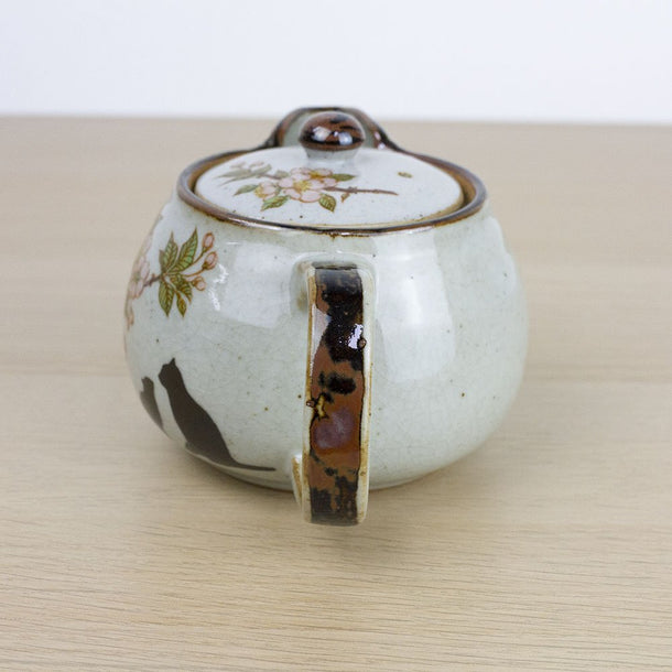 Kutani Cats Under Cherry Blossom Japanese Teapot (360ml) - Purematcha Australia