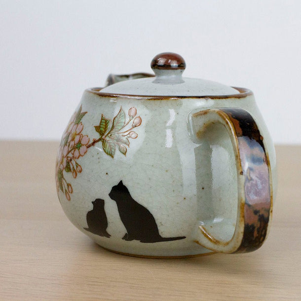 Kutani Cats Under Cherry Blossom Japanese Teapot (360ml) - Purematcha Australia