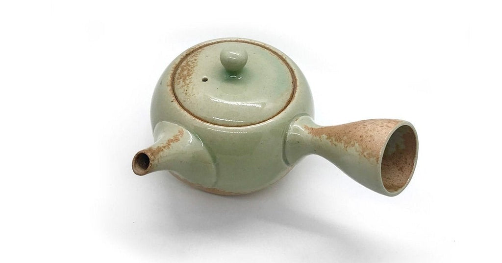 Japanese Teapots - Why Tea Tastes Better From a Tokoname Japanese Teapot