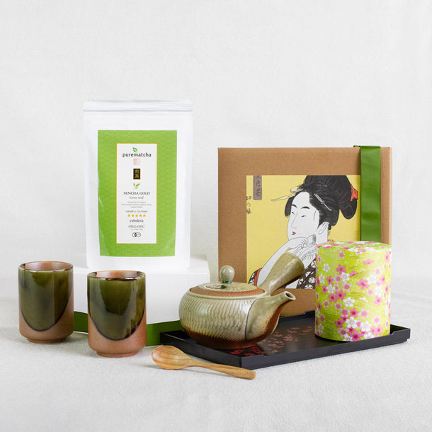 Japanese Teapot Set with Sencha loose leaf tea