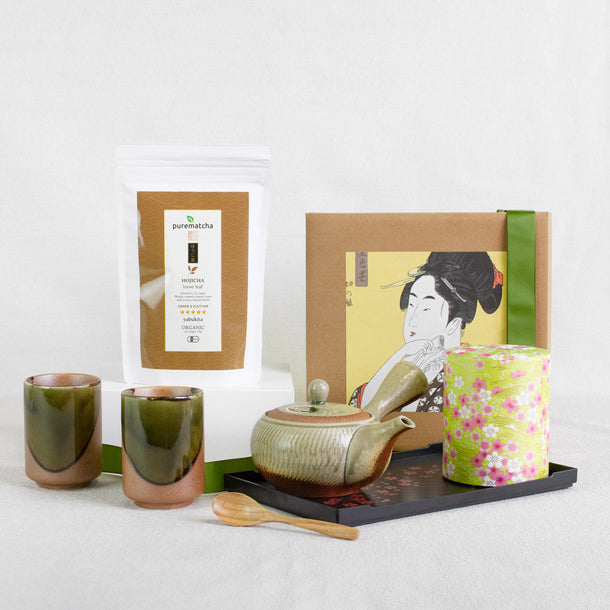 Japanese Teapot Set with Hojicha loose leaf tea