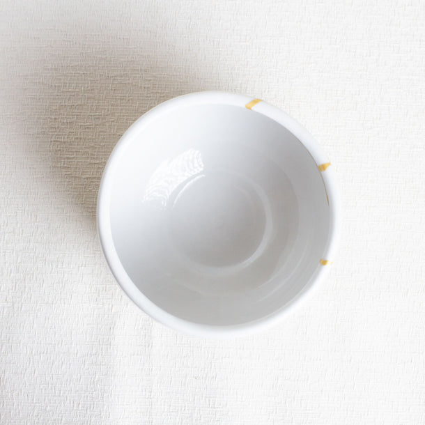 Kintsugi white matcha tea bowl made in Japan