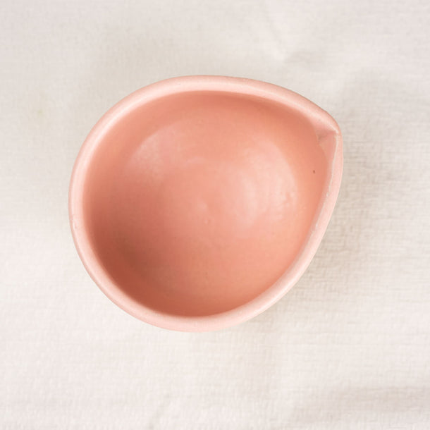 Pink Matcha Tea Bowl Chawan with Spout made in Japan