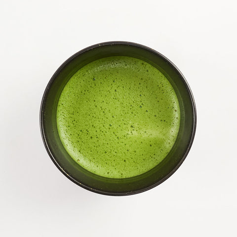 saemidori matcha brewed in chawan