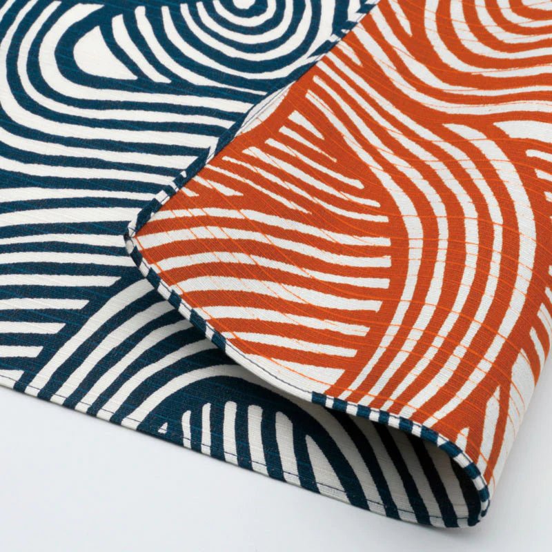 104 Isa Monyo Large Reversible Furoshiki Knot (Blue / Orange) - Purematcha Australia