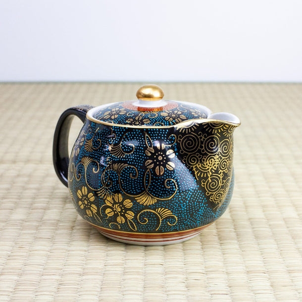 Aochibu Gold-Leaf Kutani Japanese Teapot (360ml) - Purematcha Australia