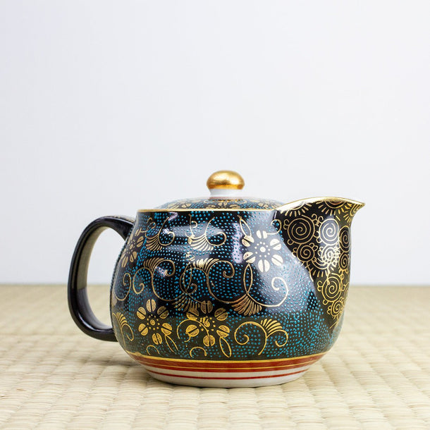 Aochibu Gold-Leaf Kutani Japanese Teapot (360ml) - Purematcha Australia