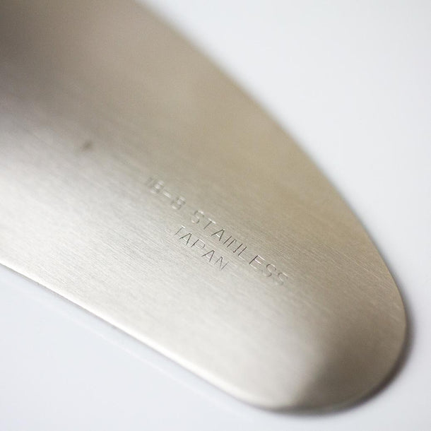 Cha-Saji Tea Scoop With Tea Leaf Motif (Stainless Steel) - Purematcha Australia