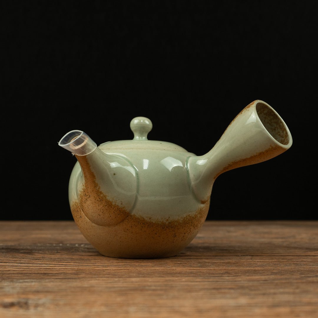 ISSEN Tokoname Japanese Teapot (240ml) - Purematcha Australia