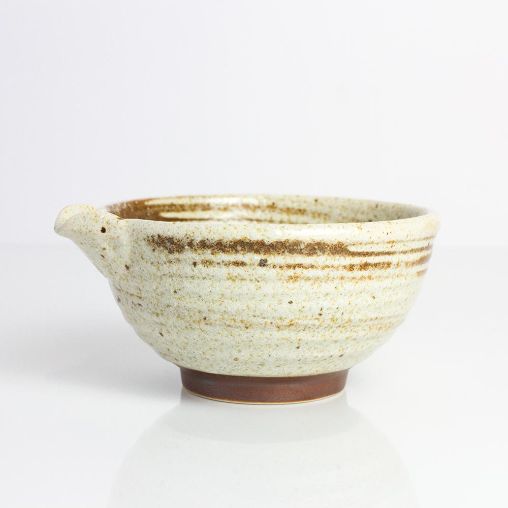 SOSOGU Matcha Bowl with Pouring Spout (200ml) - Purematcha Australia